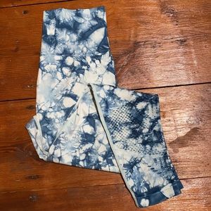 Seamless PINK tiedye cropped leggings